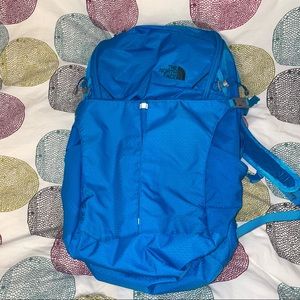 The North Face Litus 32 S/M Blue backpacking backpack